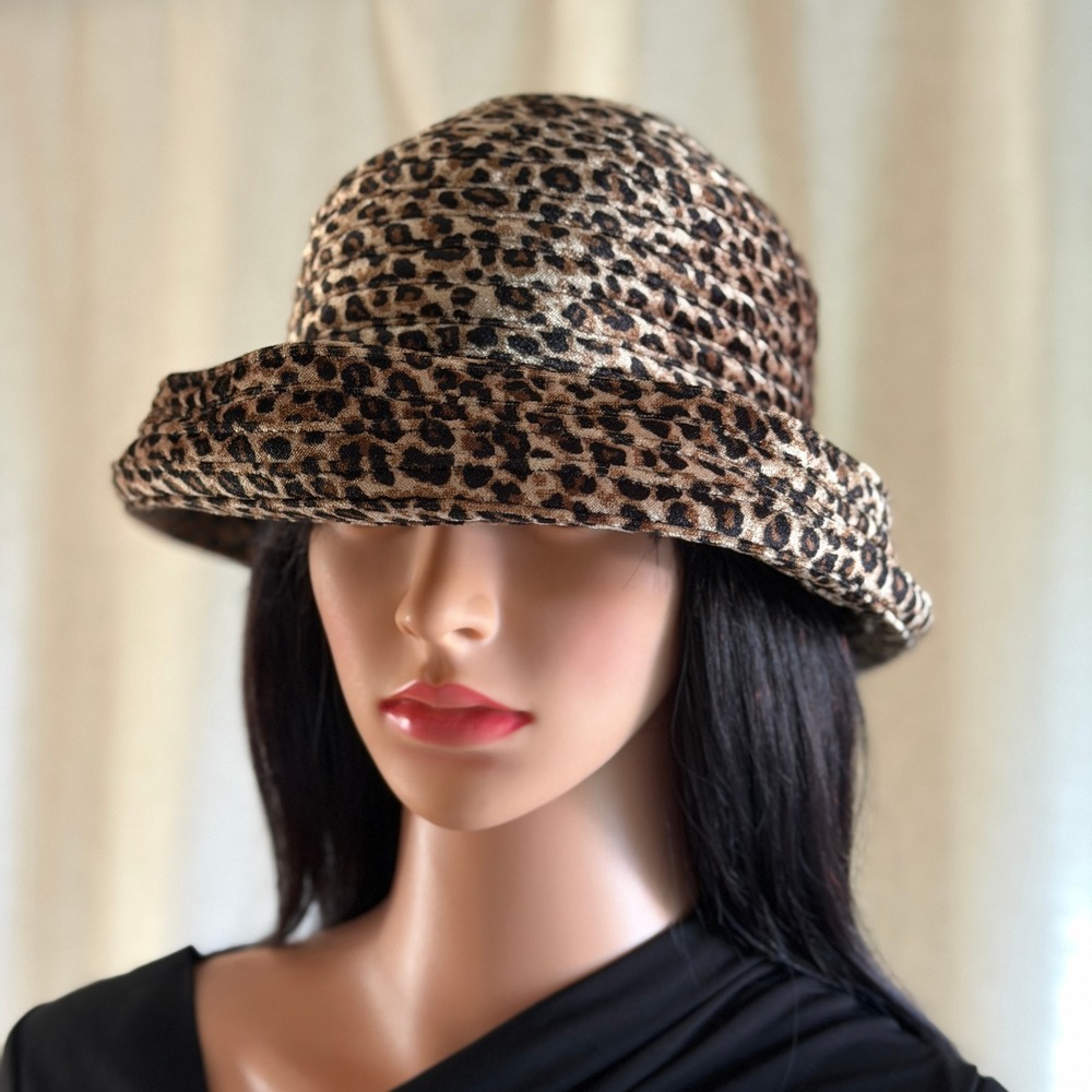 Vtg 90s Y2K Leopard Print Velvet Cloche Bucket Hat Brown Black Animal Print Glam